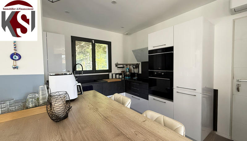 Maison - 120 m² - 5 pièces