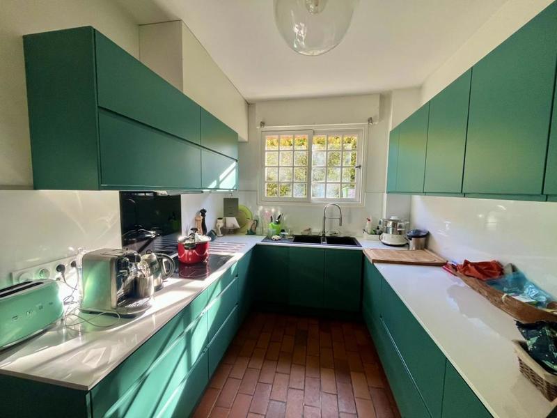 Villa - 298 m² - 10 pièces