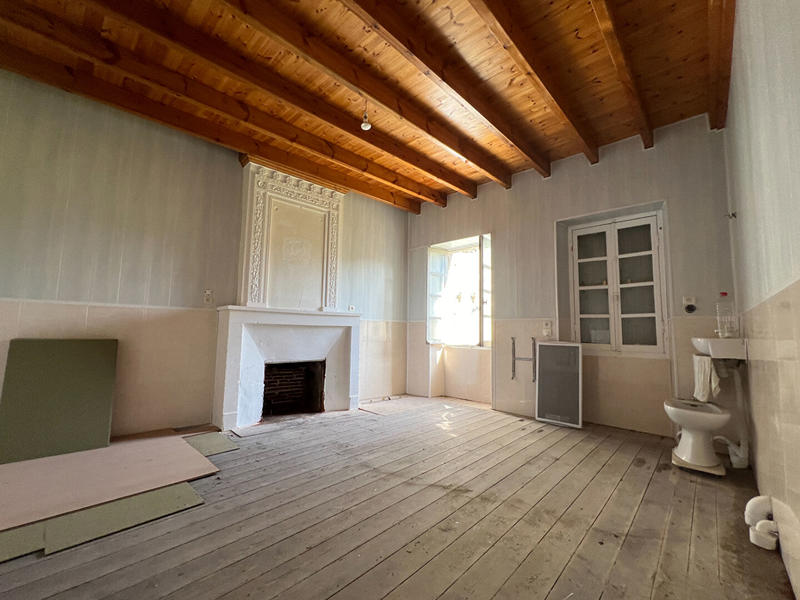 Maison - 278 m² - 9 pièces