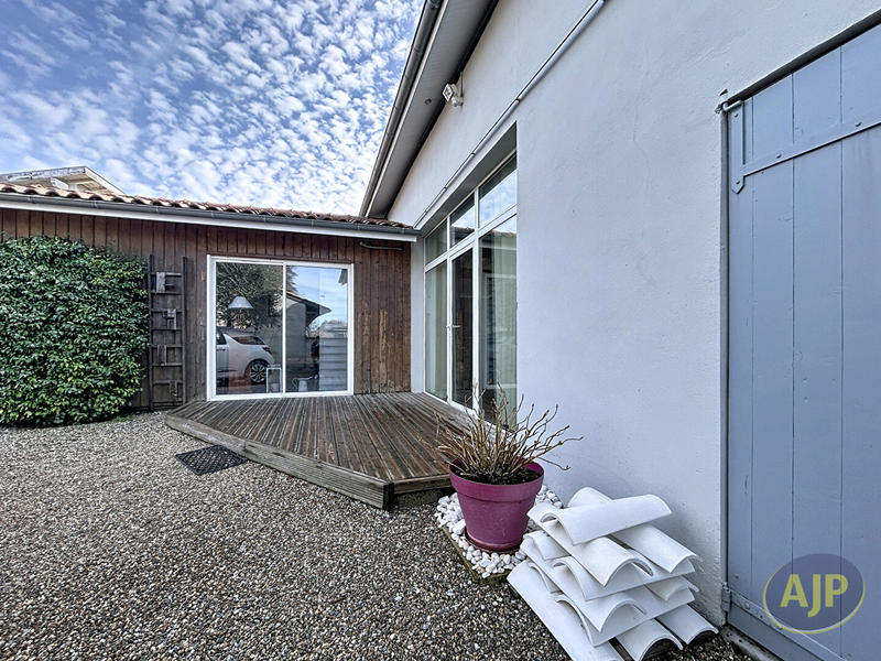 Maison - 144 m² - 5 pièces