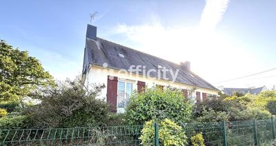 Maison - 93 m² - 5 pièces