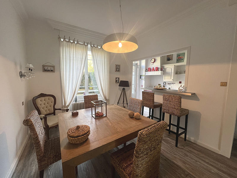 Maison - 121 m² - 5 pièces