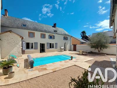 Maison de village - 140 m² - 5 pièces