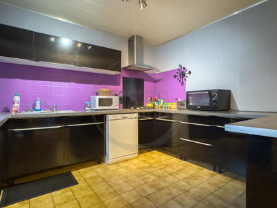 Villa - 90 m² - 5 pièces