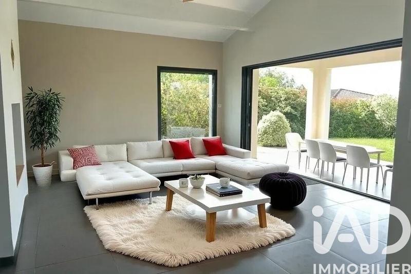 Maison de maîtres - 223 m² - 6 pièces