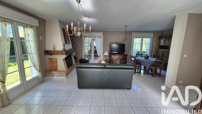 Maison - 94 m² - 5 pièces