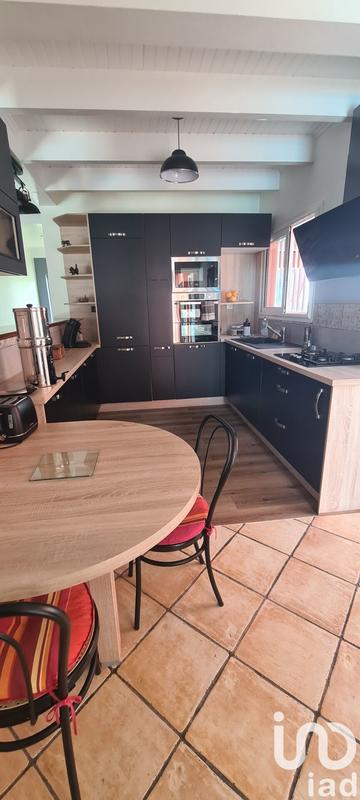 Maison - 205 m² - 7 pièces