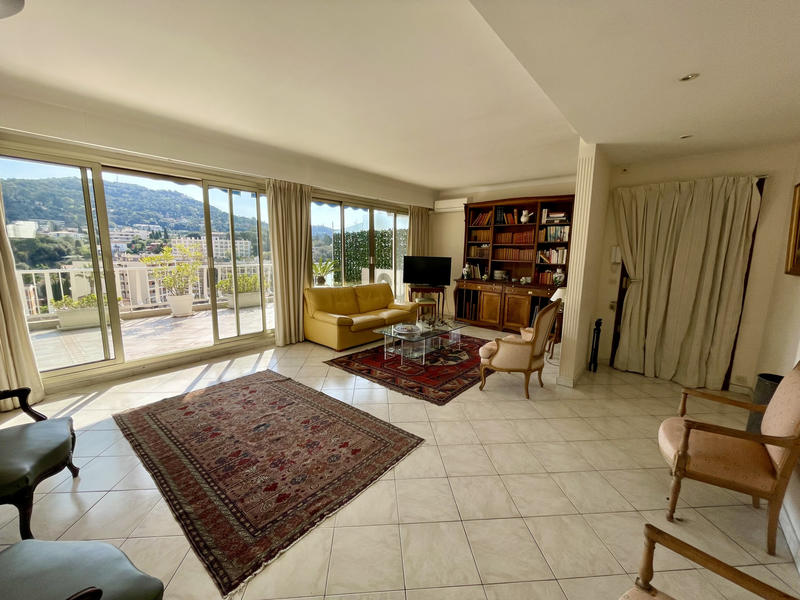 Appartement - 77 m² - 3 pièces