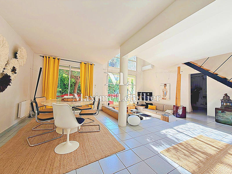 Maison contemporaine - 170 m² - 8 pièces