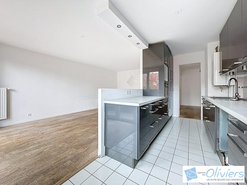 Appartement - 84 m² - 4 pièces