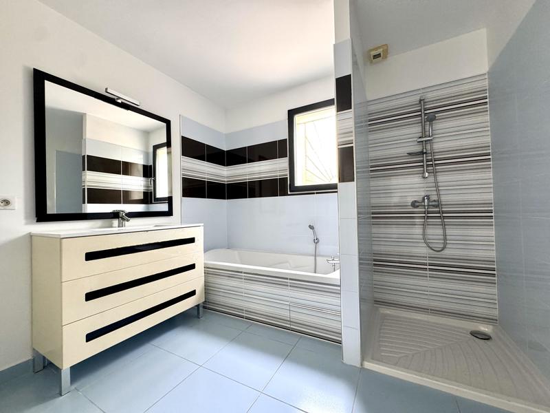 Maison - 79 m² - 4 pièces