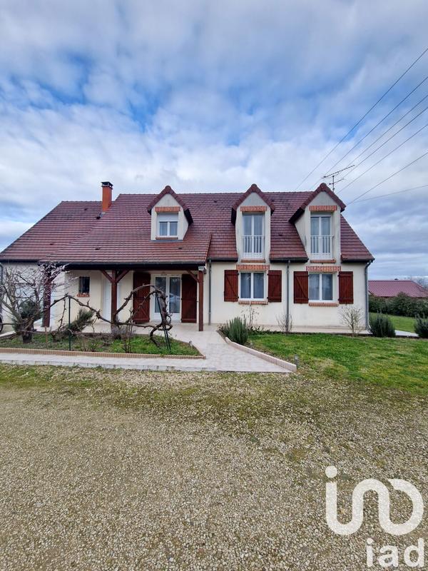 Maison - 181 m² - 8 pièces