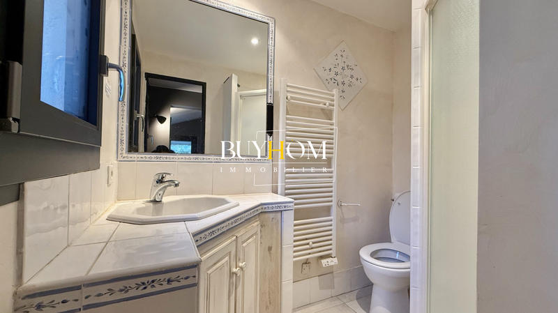 Maison - 180 m² - 5 pièces