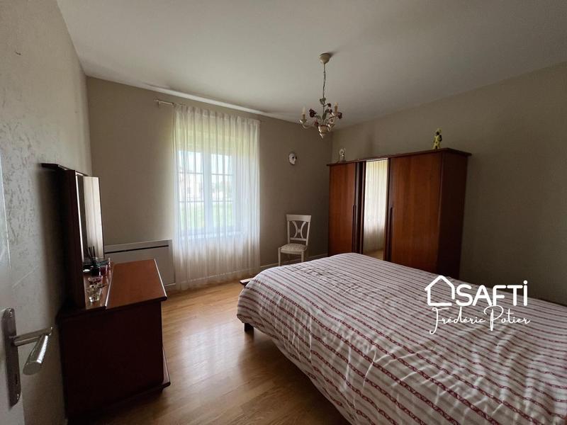 Maison - 275 m² - 9 pièces