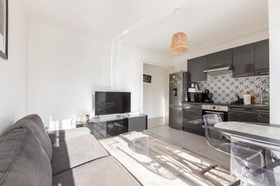 Appartement - 64 m² - 4 pièces