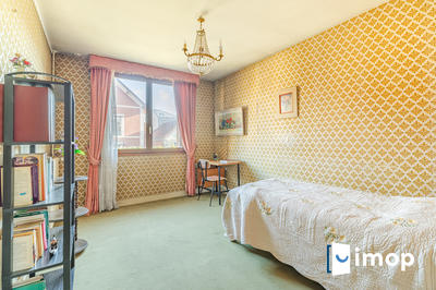 Pavillon - 121 m² - 7 pièces