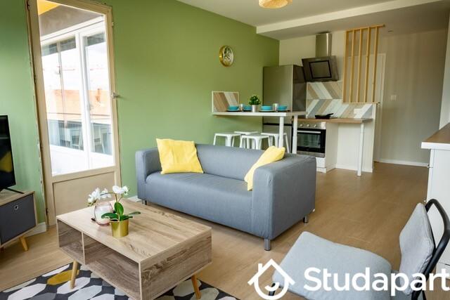 Chambre - 12 m² - 1 pièce