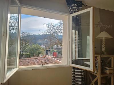 Demeure - 264 m² - 12 pièces