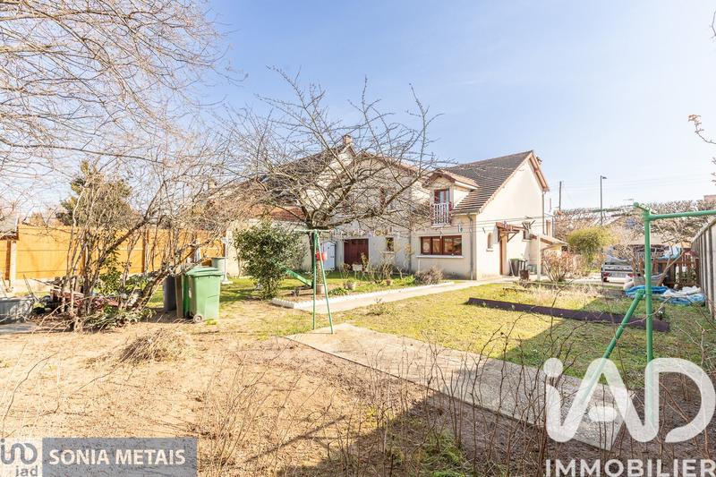 Maison - 186 m² - 8 pièces