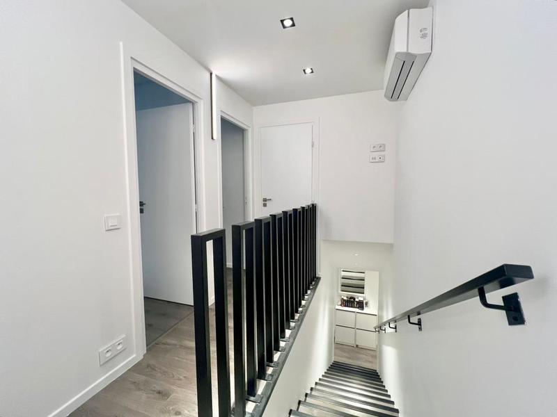 Duplex - 104 m² - 5 pièces