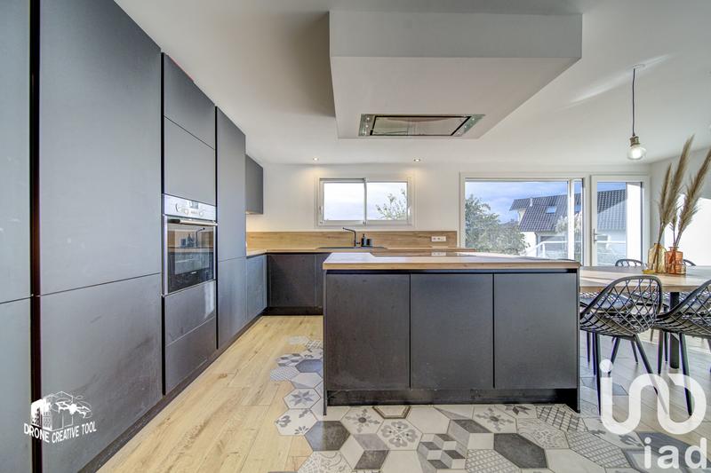 Maison - 103 m² - 4 pièces