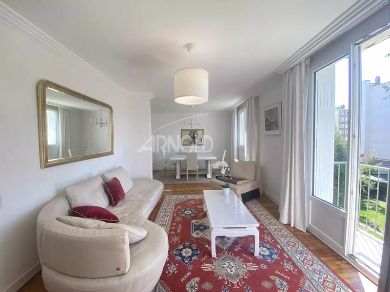 Appartement - 86 m² - 4 pièces