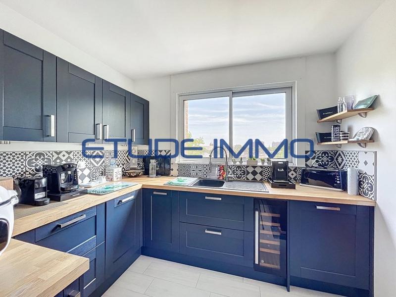 Appartement - 80 m² - 3 pièces