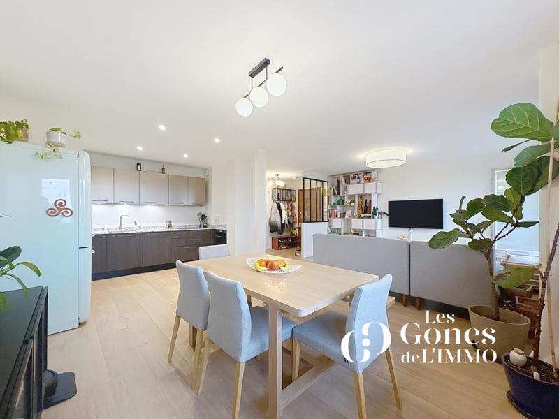 Appartement - 100 m² - 4 pièces