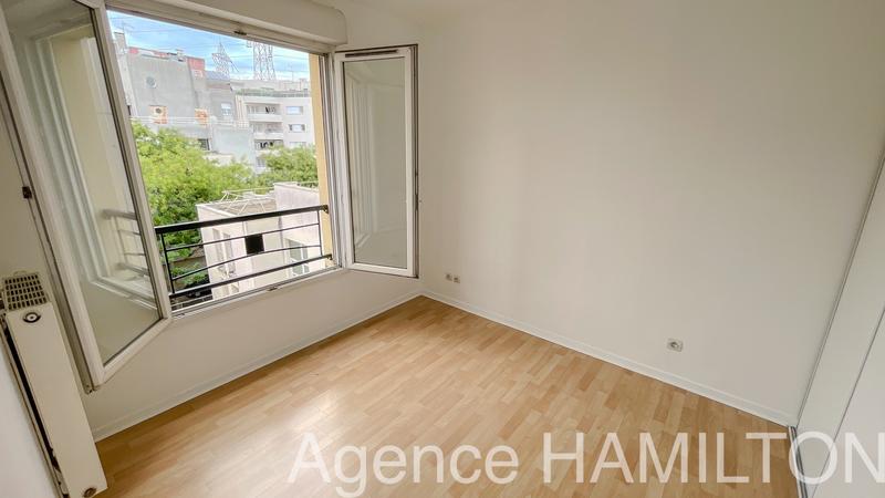 Appartement - 79 m² - 4 pièces