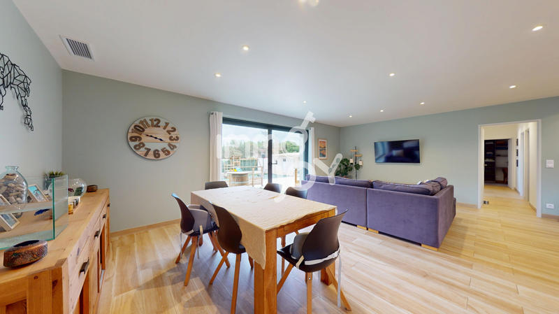 Maison - 131 m² - 6 pièces