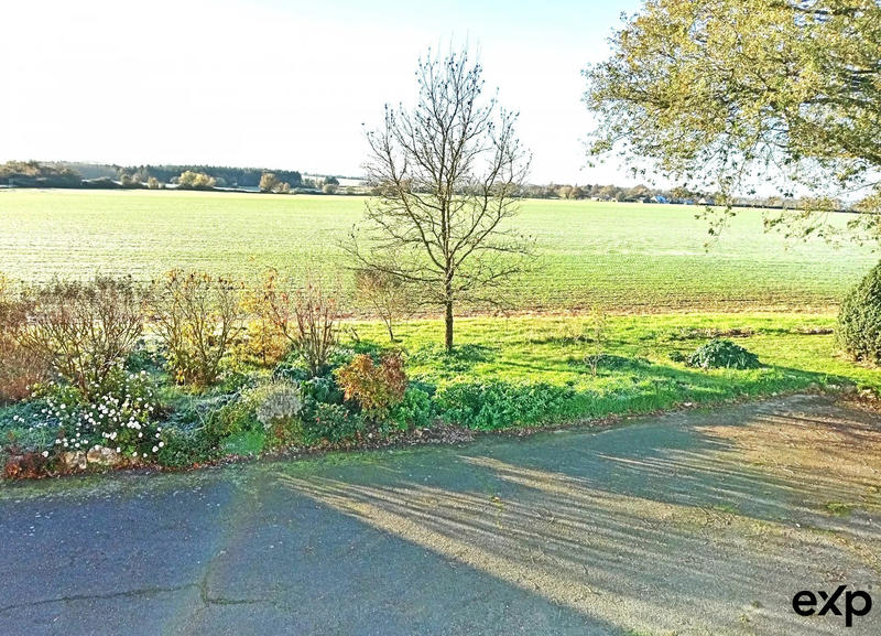 Maison - 229 m² - 8 pièces