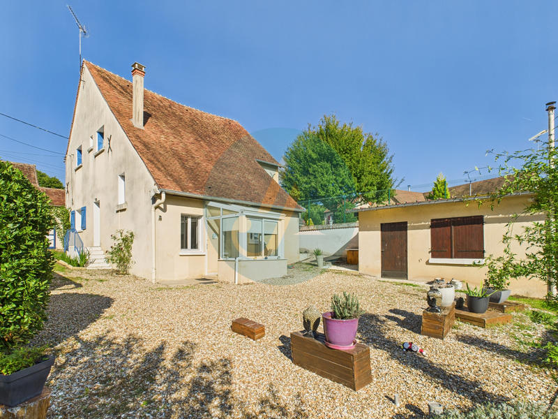 Maison - 115 m² - 6 pièces