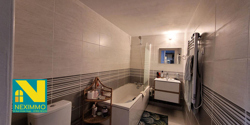 Maison - 84 m² - 6 pièces