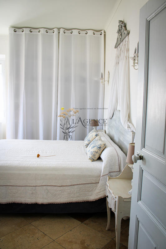 Maison - 170 m² - 8 pièces