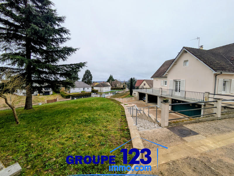 Maison - 156 m² - 7 pièces