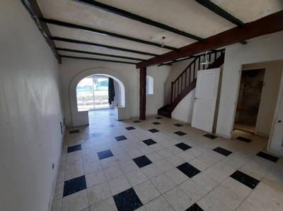 Maison - 92 m² - 5 pièces