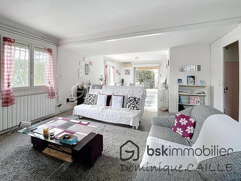 Maison traditionnelle - 168 m² - 7 pièces