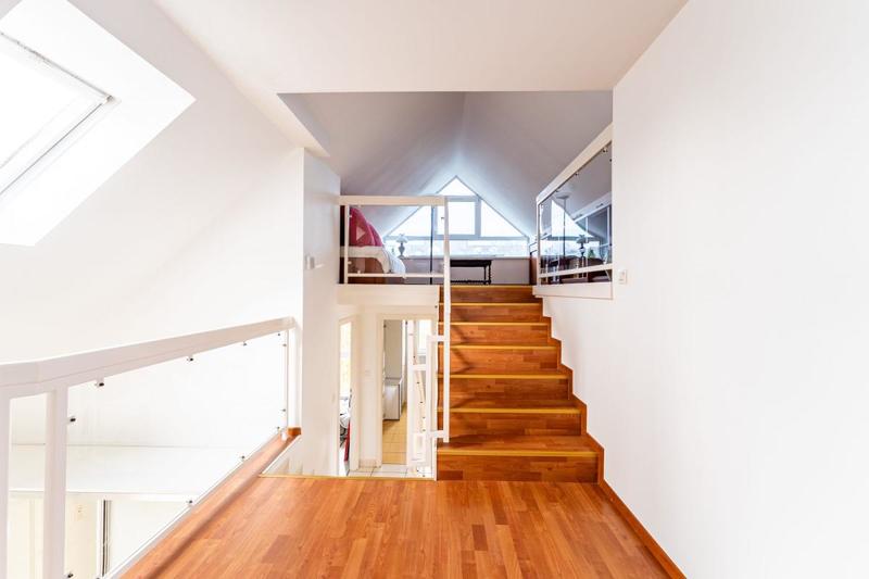 Villa - 207 m² - 7 pièces