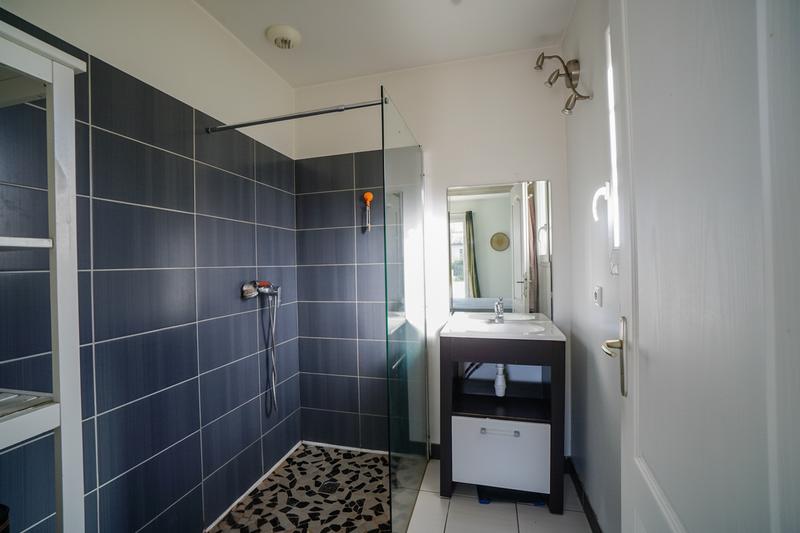 Maison contemporaine - 123 m² - 6 pièces