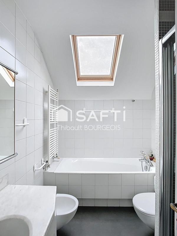 Maison - 163 m² - 7 pièces