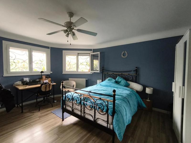 Propriété - 277 m² - 6 pièces