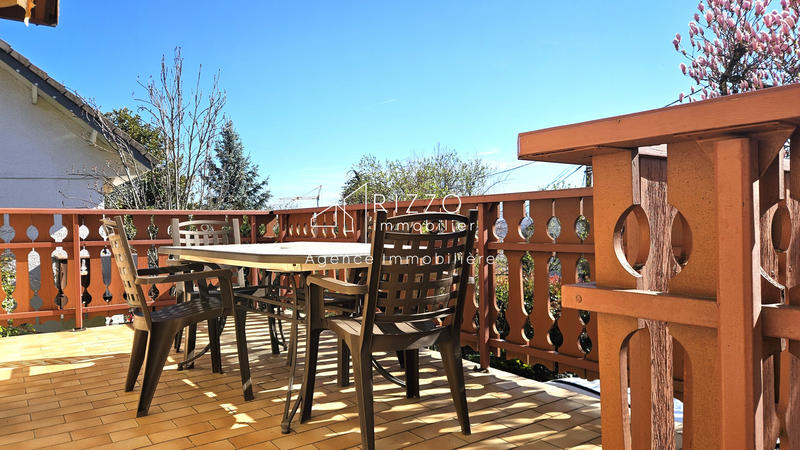 Maison - 103 m² - 5 pièces