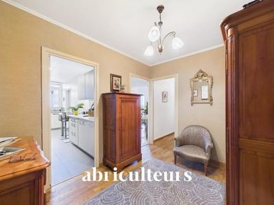 Appartement - 86 m² - 4 pièces