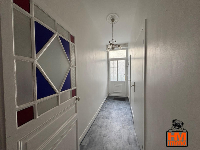 Maison - 180 m² - 9 pièces