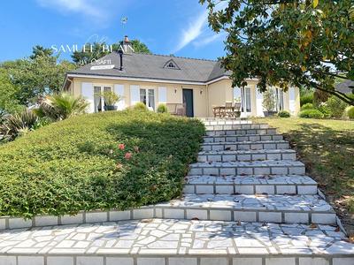 Maison - 170 m² - 7 pièces