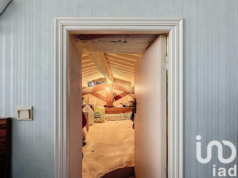 Maison - 227 m² - 8 pièces