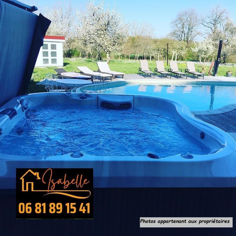 Maison - 536 m² - 15 pièces