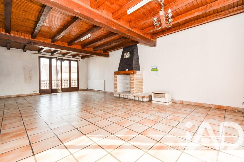 Maison - 210 m² - 5 pièces