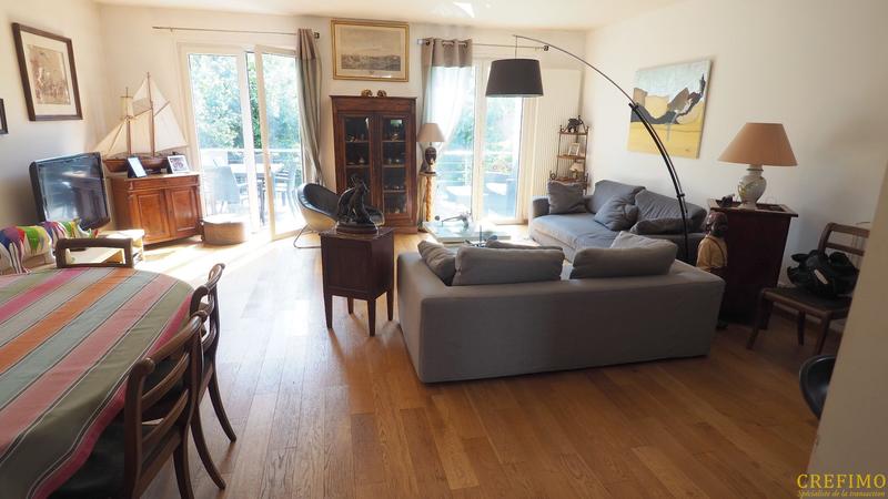 Maison - 182 m² - 7 pièces