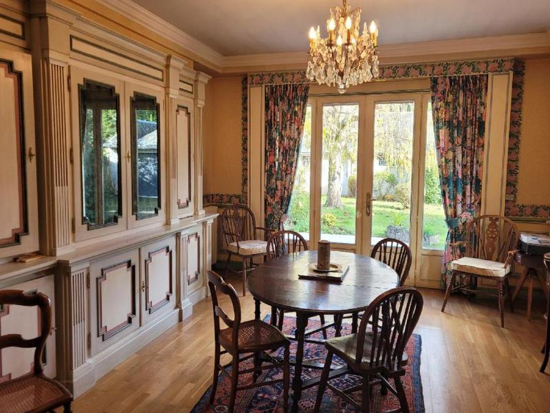 Maison - 283 m² - 8 pièces